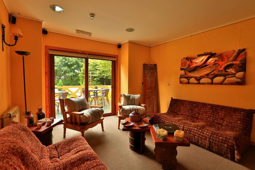 Hotel Y Cabanas Patagonia Green Puerto Aysen Exterior photo