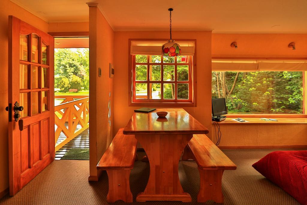 Hotel Y Cabanas Patagonia Green Puerto Aysen Room photo